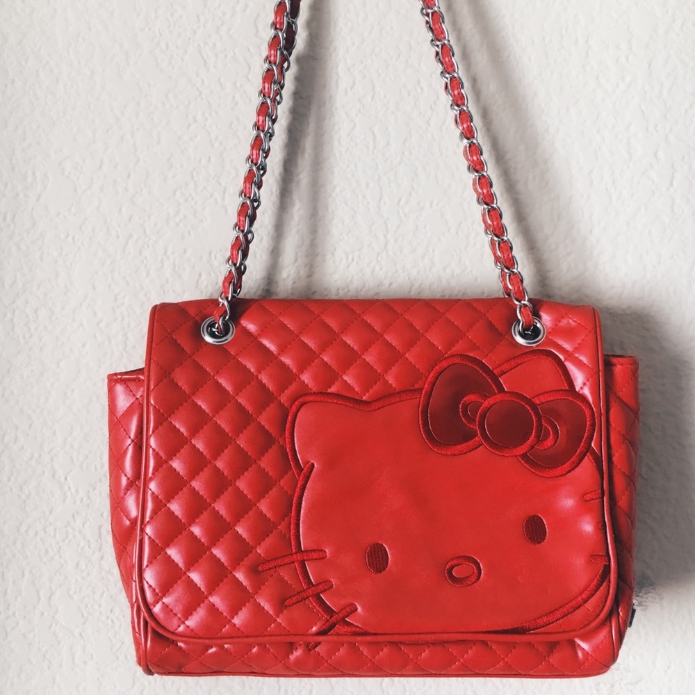 SANRIO HELLO KITTY QUILTED RED PURSE